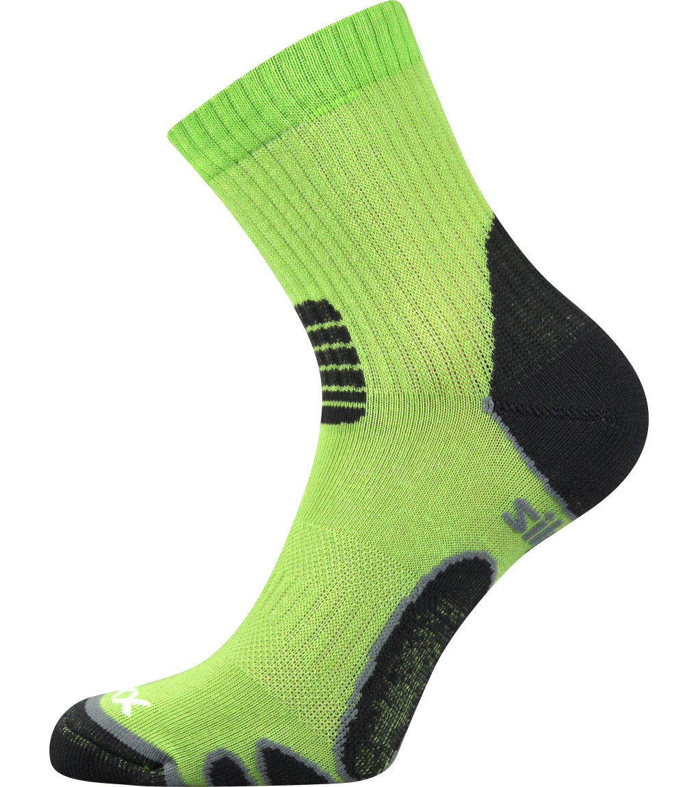 světle zelená - svetlo zelená